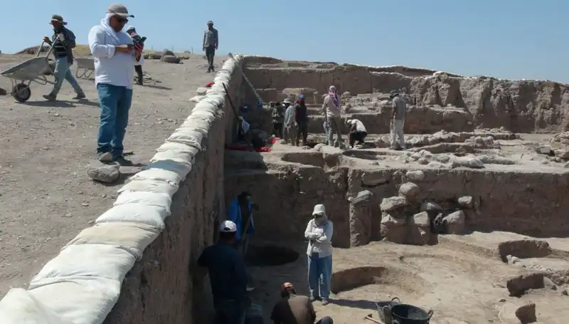 Kilis'teki Oylum Höyük'te Sıcak Hava Kazıları Durdurmuyor: Tarih Fısıldıyor