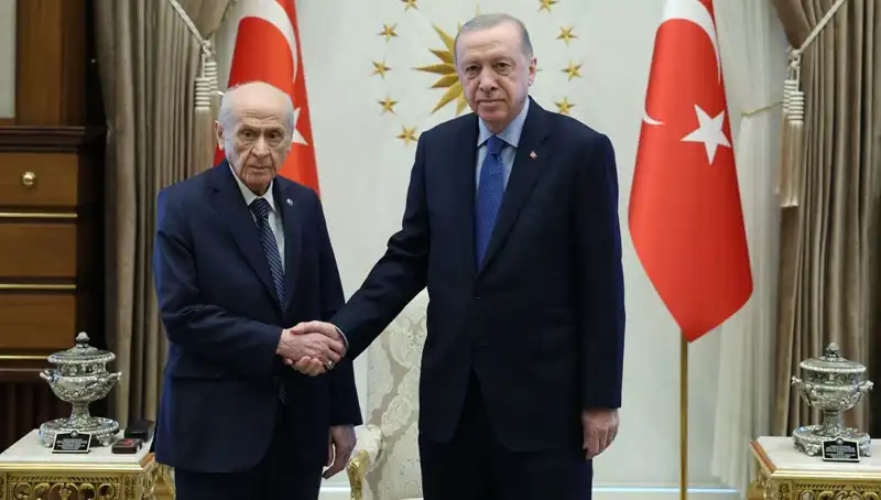 Cumhurbaşkanı Erdoğan ve Bahçeli'den Kritik Görüşme: Siyasi Gelişmeler Ne Anlama Geliyor?