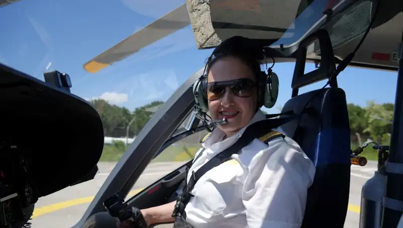 Türkiye'de İlk: Kadın Ambulans Helikopter Pilotunun Sıradışı Hikayesi