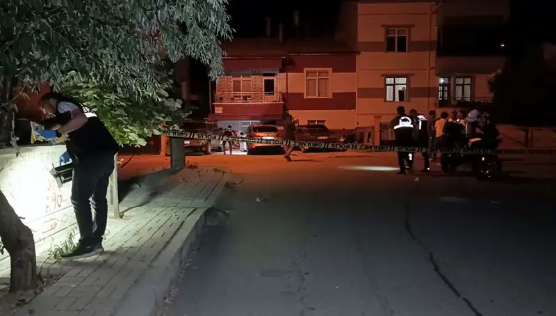 Karaman'da Gece Yarısı Dehşet: Kız Arkadaşıyla Tartışan Genç İfrit Oldu