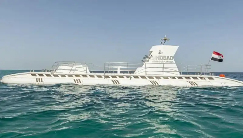 Kızıldeniz'de Turist Taşıyan Denizaltı Batınca Korku Dolu Anlar Yaşandı