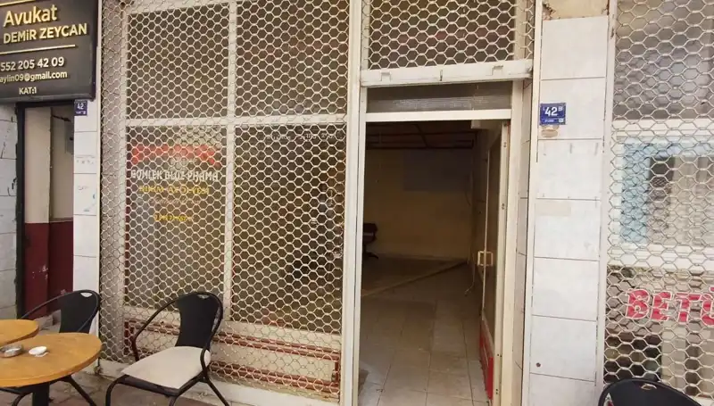 Yarım Asırlık Dükkan, Tarih Olma Yolunda: Sadece İsim Kaldı