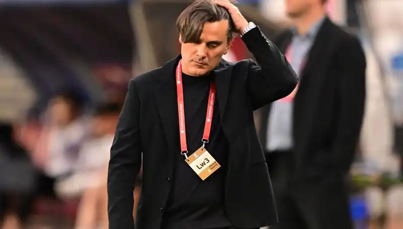 Montella, Eleştiriler Hakkında Cesur Açıklamalar Yaptı: "Daha Fazla Çalışmam İçin Motivasyon Oluyor"