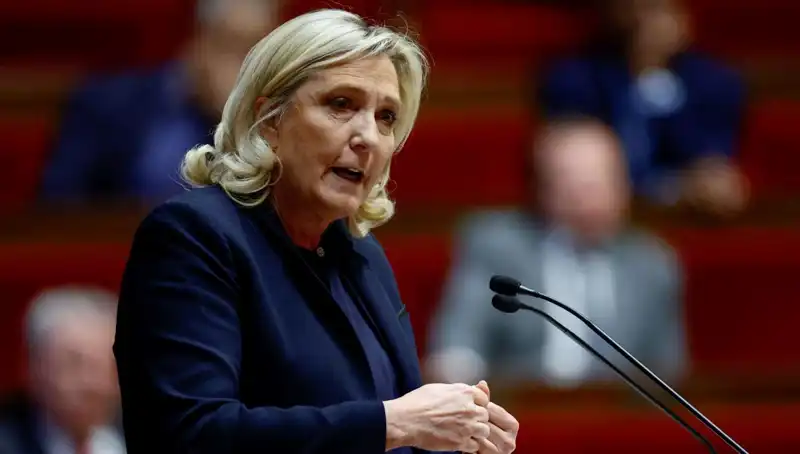 Le Pen için Kritik Gün: Suçlu Olursa Başkanlık Adaylığı Sona Eriyor