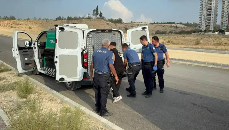 Yol Kenarında Bulunan Gizemli Ceset: Olayın Ardındaki Gerçekler Ne?