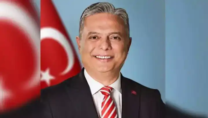 Ümit Uysal Kimdir? CHP'nin Genel Başkan Adayı Hakkında Her Şey