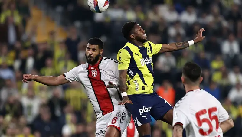 Uyum Bozuldu, Sistem İflas Etti: Spor Yazarlarından Çarpıcı Fenerbahçe Yorumu