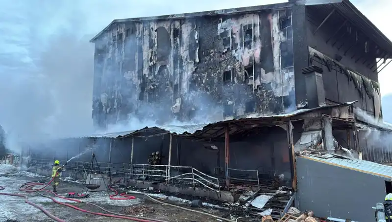 Uludağ Otel Yangınında İki Can Kaybı: Şampiyon Kayakçı Berkin Usta'nın Hayatı Son Buldu